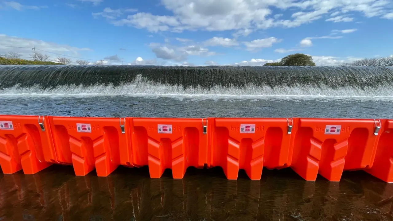 フロードガード